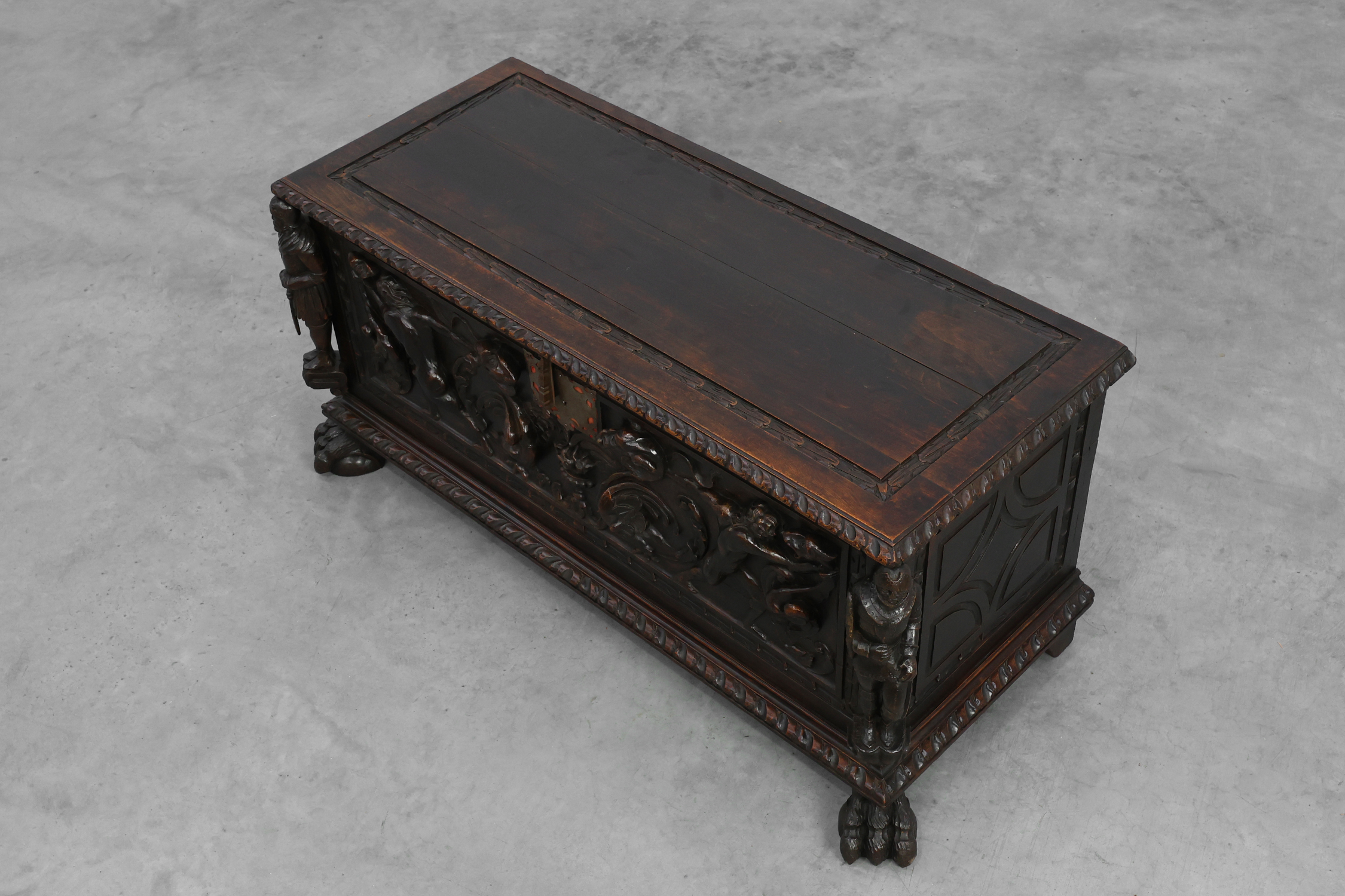 French Neo‑Renaissance Oak Blanket Chest, 19th Centurythumbnail